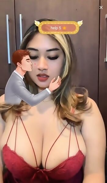 Ayu Tarisa