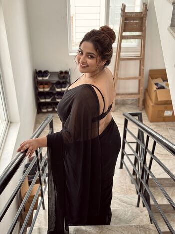 Leaked Ayushi sharma private photo viral onlyfans
