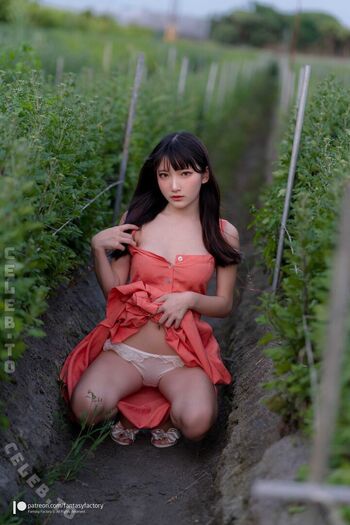 Leaked Leila grey/ private photo viral onlyfans