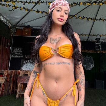 Leaked Amber reacts/ private photo viral onlyfans