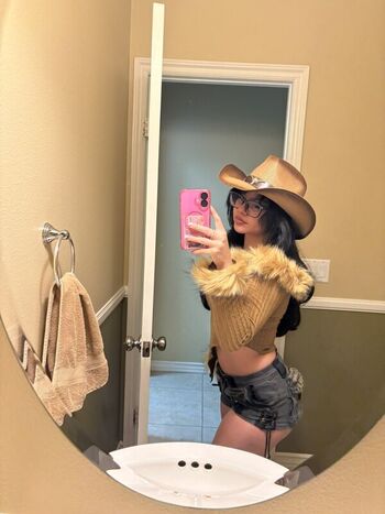 Leaked Babessicaa private photo viral onlyfans