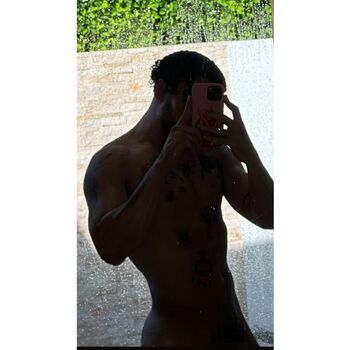 Leaked Badbunny private photo viral onlyfans