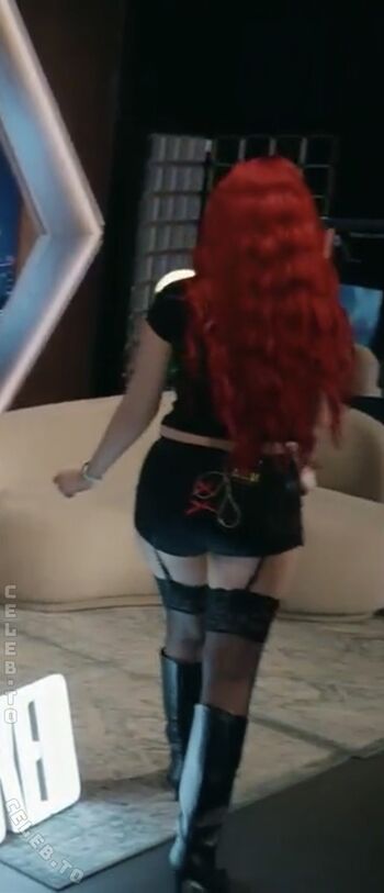 Leaked Badmomzjay private photo viral onlyfans