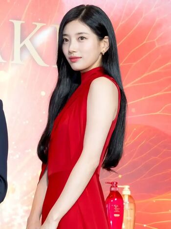 Bae Suzy