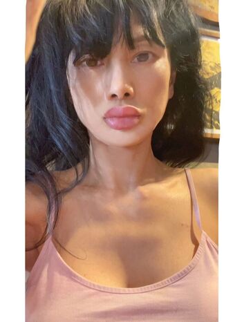 Bai Ling