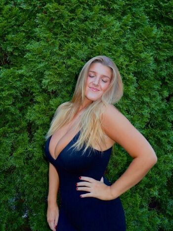 Leaked Bailey croft private photo viral onlyfans