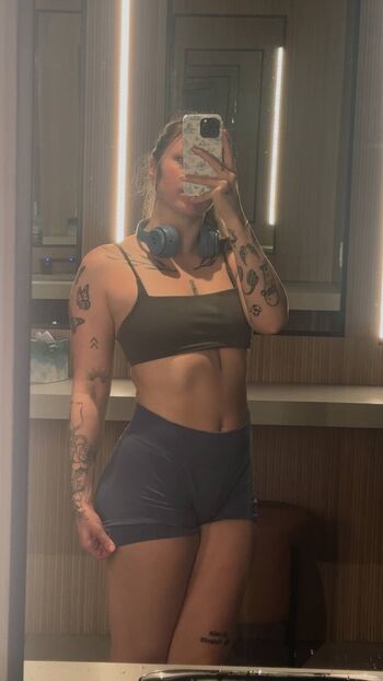 Leaked Baileygoat private photo viral onlyfans