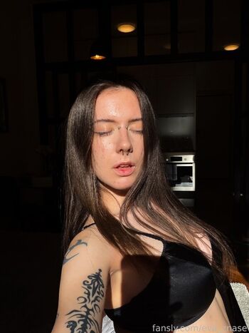 Leaked Balkan girls private photo viral onlyfans