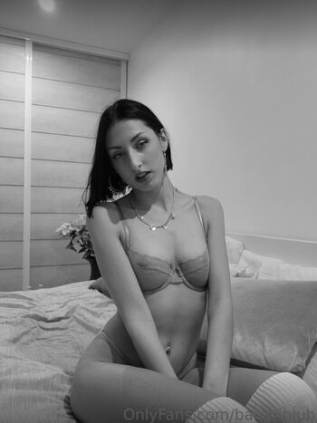 Leaked Bambibluh page private photo viral onlyfans