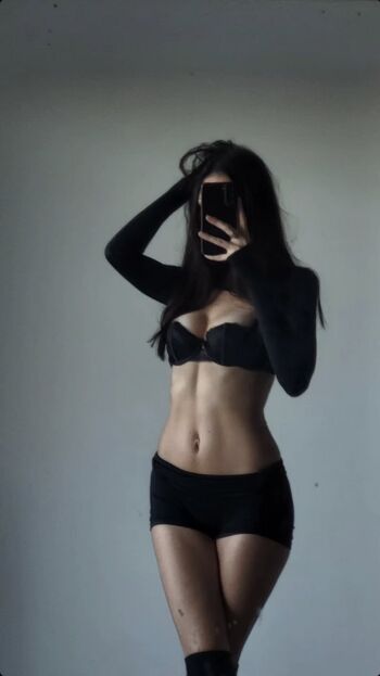 Leaked Bambibluh private photo viral onlyfans