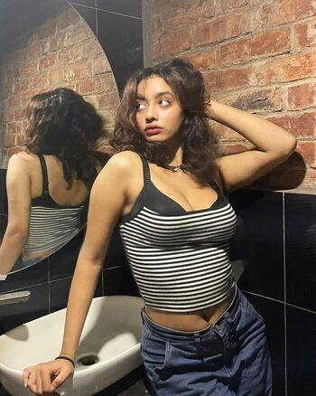 Leaked Bangladeshi private photo viral onlyfans