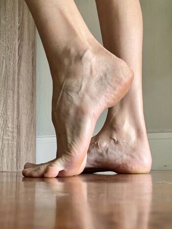 Barearchedbeauty