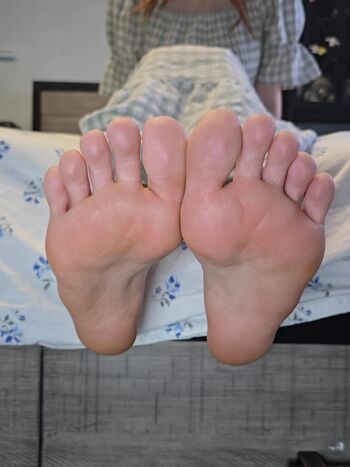 barefootbun3
