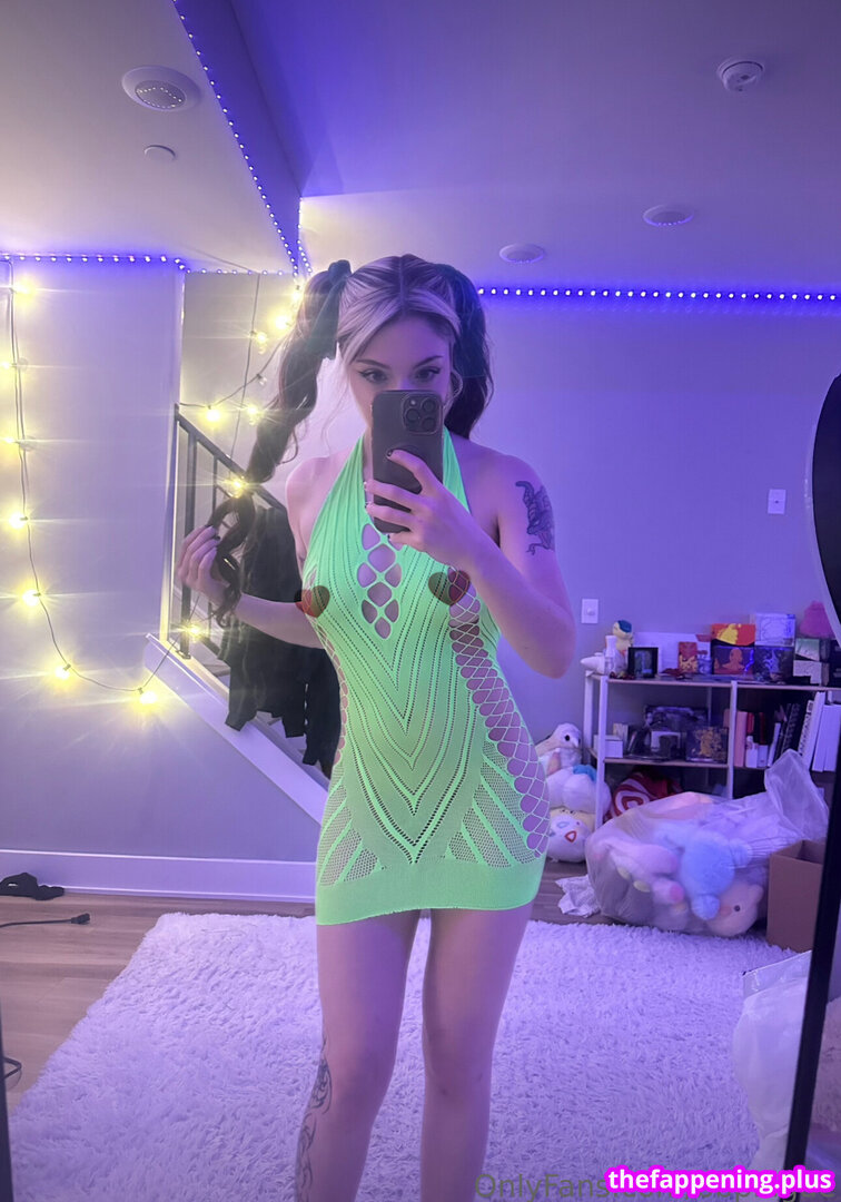 Slimthicccsenpai / bbplague Nahá OnlyFans fotografie #140