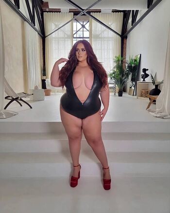 BBW-OliviasWorld95