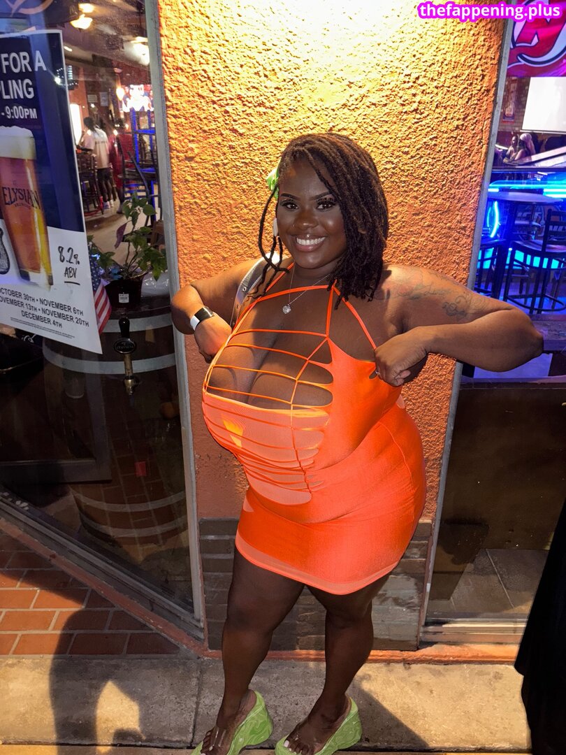 BBW / bbw_layla / chubby / curvy ladies / embersweetsvip / https: / monafaith / norarosejeanxx / vichotflix Nagie OnlyFans Zdjęcie #73