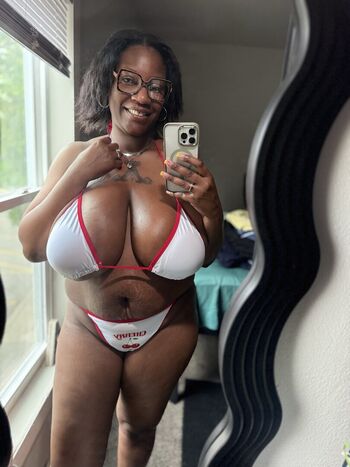 Leaked Amber marie / private photo viral onlyfans