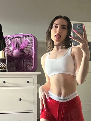 Leaked Beebee asmr page private photo viral onlyfans