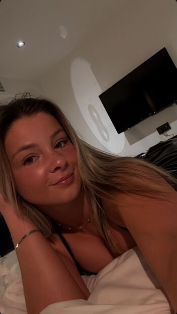 Leaked Beevbabe private photo viral onlyfans