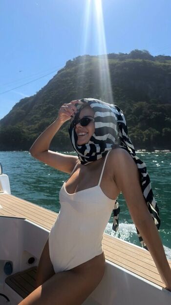 Leaked Bella campos private photo viral onlyfans