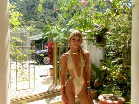 Leaked Bella laverock private photo viral onlyfans