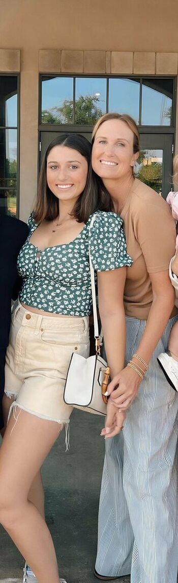 Leaked Bella robertson private photo viral onlyfans