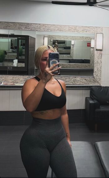 bella.thiccc
