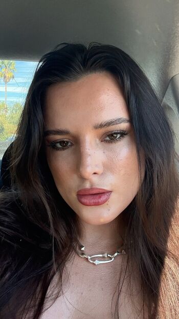 Leaked Bella thorne  page private photo viral onlyfans