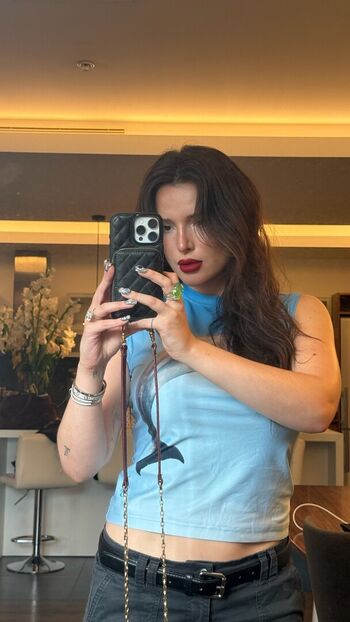 Leaked Bella thorne  page private photo viral onlyfans