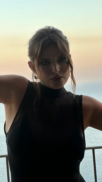 Leaked Bella thorne  page private photo viral onlyfans