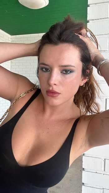 Leaked Bella thorne  page private photo viral onlyfans