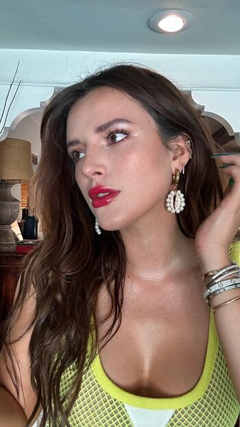 Leaked Bella thorne  page private photo viral onlyfans