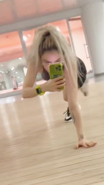 Leaked Benvivien private photo viral onlyfans