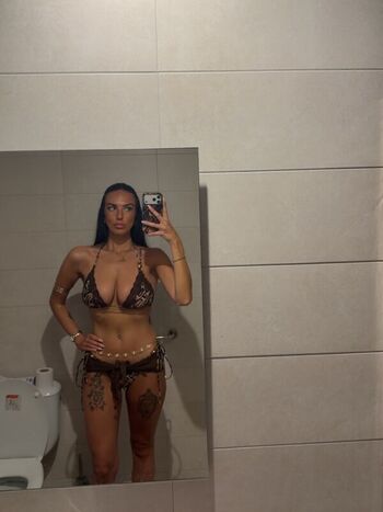 Leaked Beth gibson private photo viral onlyfans