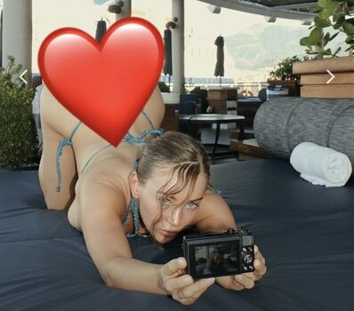 Leaked Beth lily private photo viral onlyfans