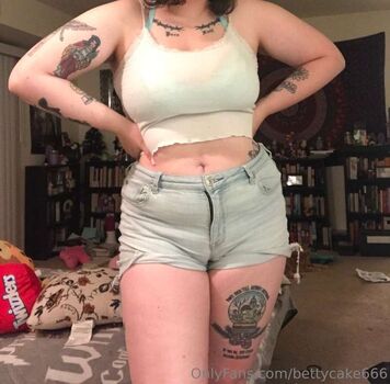 Leaked Betty cake private photo viral onlyfans