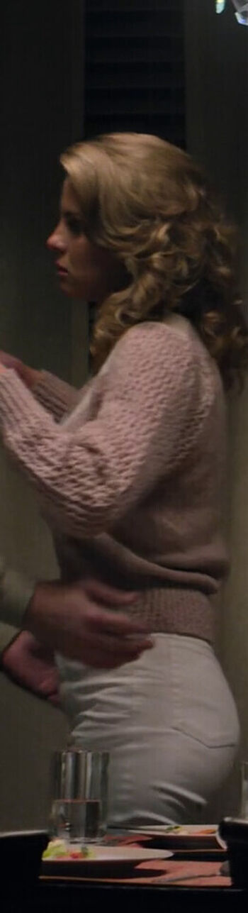 Betty Gilpin
