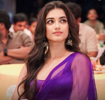 Leaked Bhagyashri private photo viral onlyfans