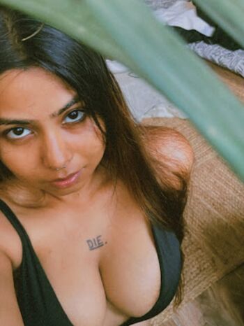 Leaked Bhinde shitara private photo viral onlyfans