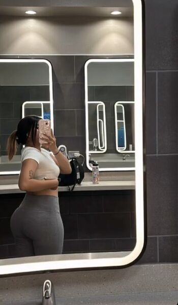 Leaked Big booty karla private photo viral onlyfans
