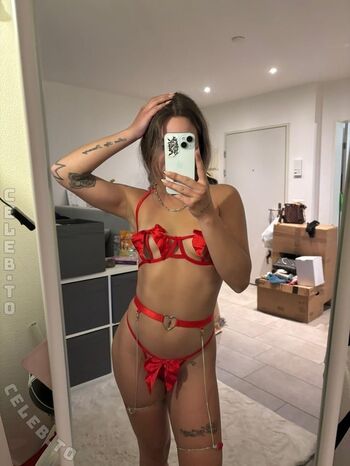 Leaked Bigbootyroxanne private photo viral onlyfans