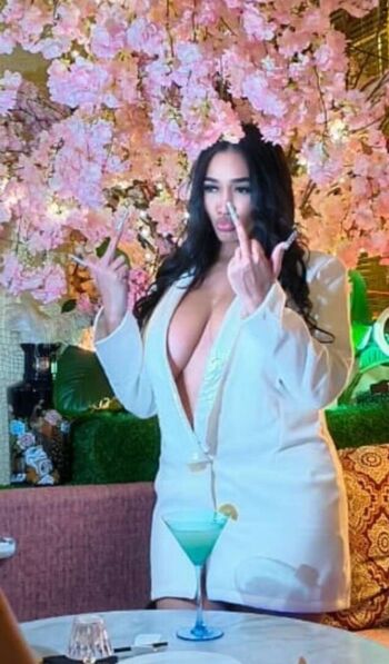Leaked Bigdiamondgirl page private photo viral onlyfans