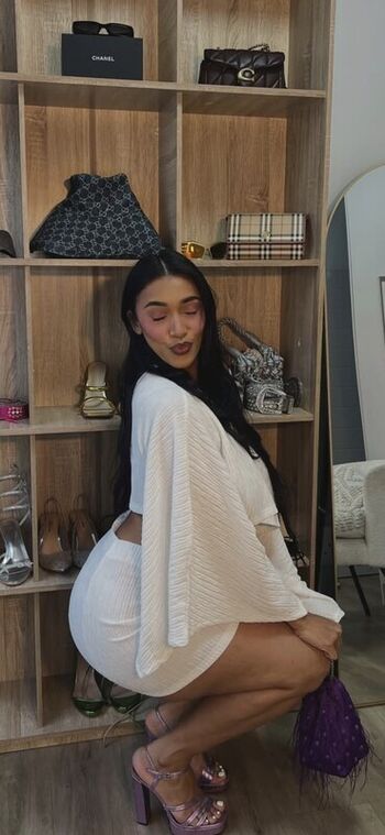 Bigdiamondgirl,