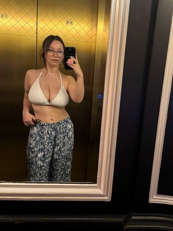 bigtittygothegg