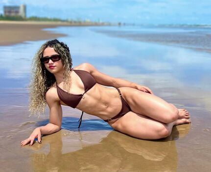Biia_costaa_