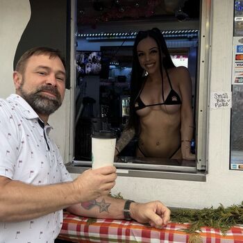 bikinibarista