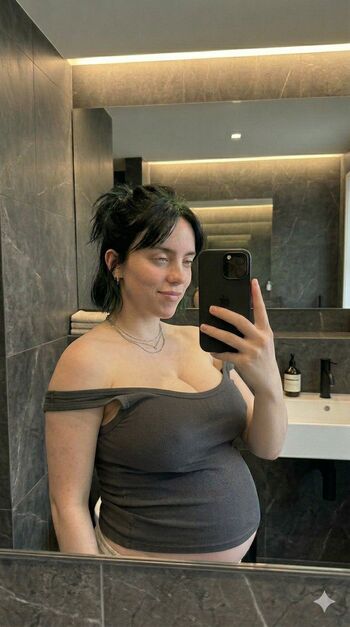 Leaked Billie eilish fake page private photo viral onlyfans