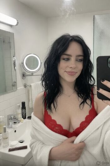 Leaked Billie eilish fake private photo viral onlyfans