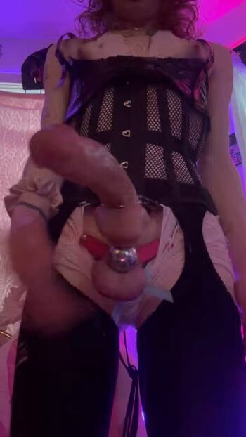 Leaked Birdinchains private photo viral onlyfans