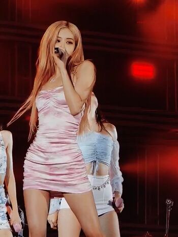 Blackpink Rose
